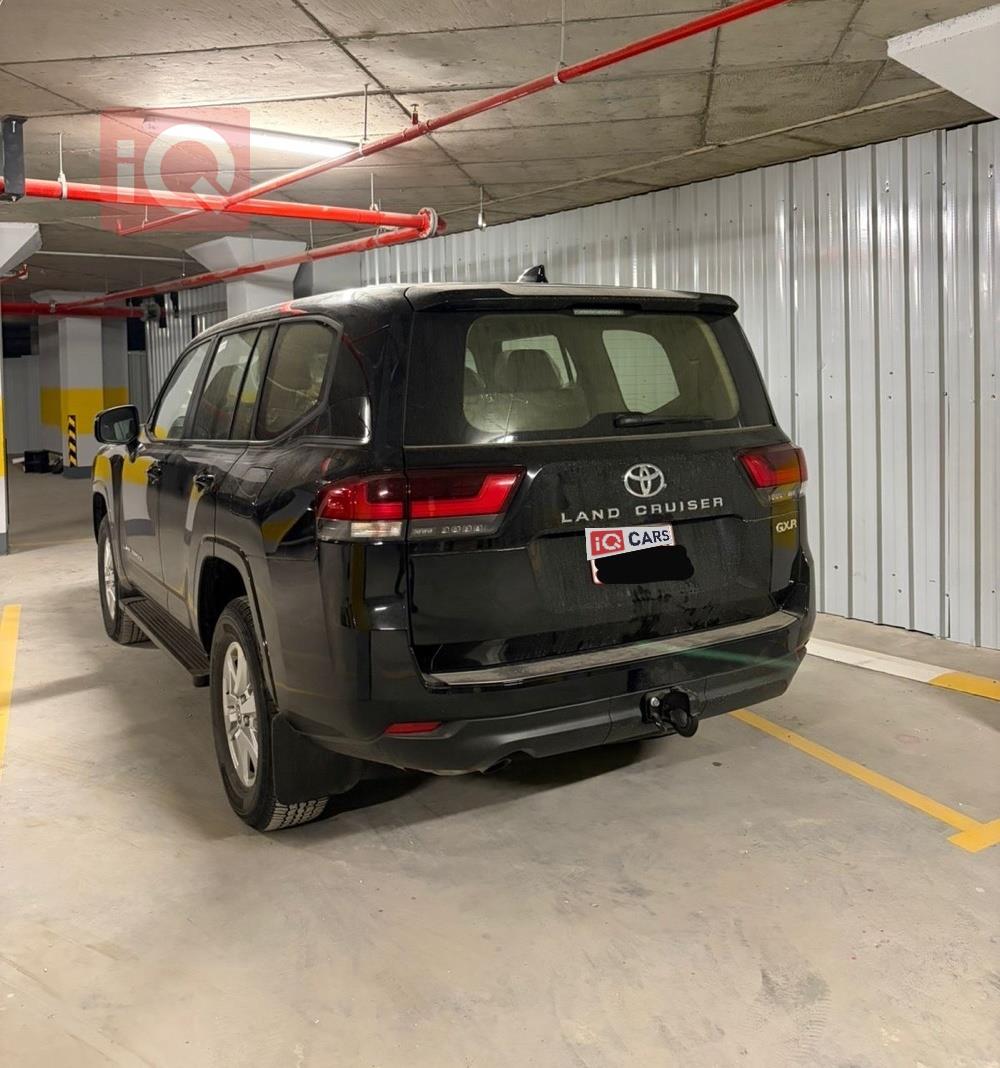 تويوتا لاندكروزر